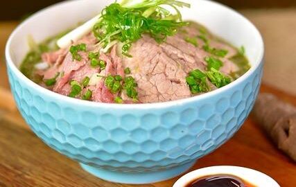 Pho bo nam nam – Vietnamská hovězí polévka