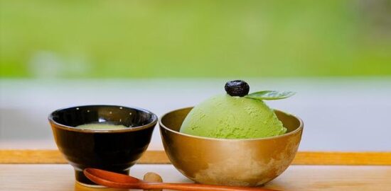 Parmazánový krém s bazalkou