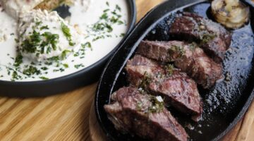Asado s chimichurri salsa recepce