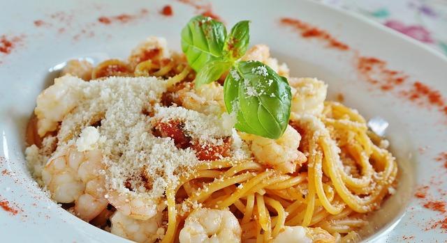 Parmezánový risotto s hříbky a šafránem