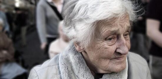 Babiččina kuřecí polévka s kokosem