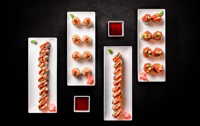 Sushi rolls s lososem