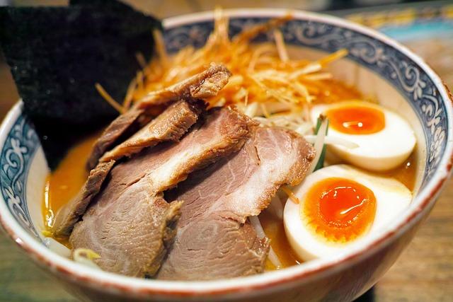 Ramen s kuřecím vývarem